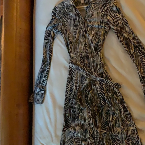 Vintage Diane Von Furstenberg - Picture 2 of 2